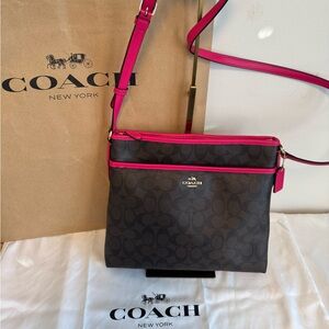 Coach Fuchsia Leather Zip Pouch